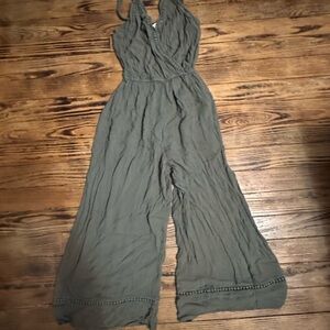 American Eagle cropped jumpsuit
